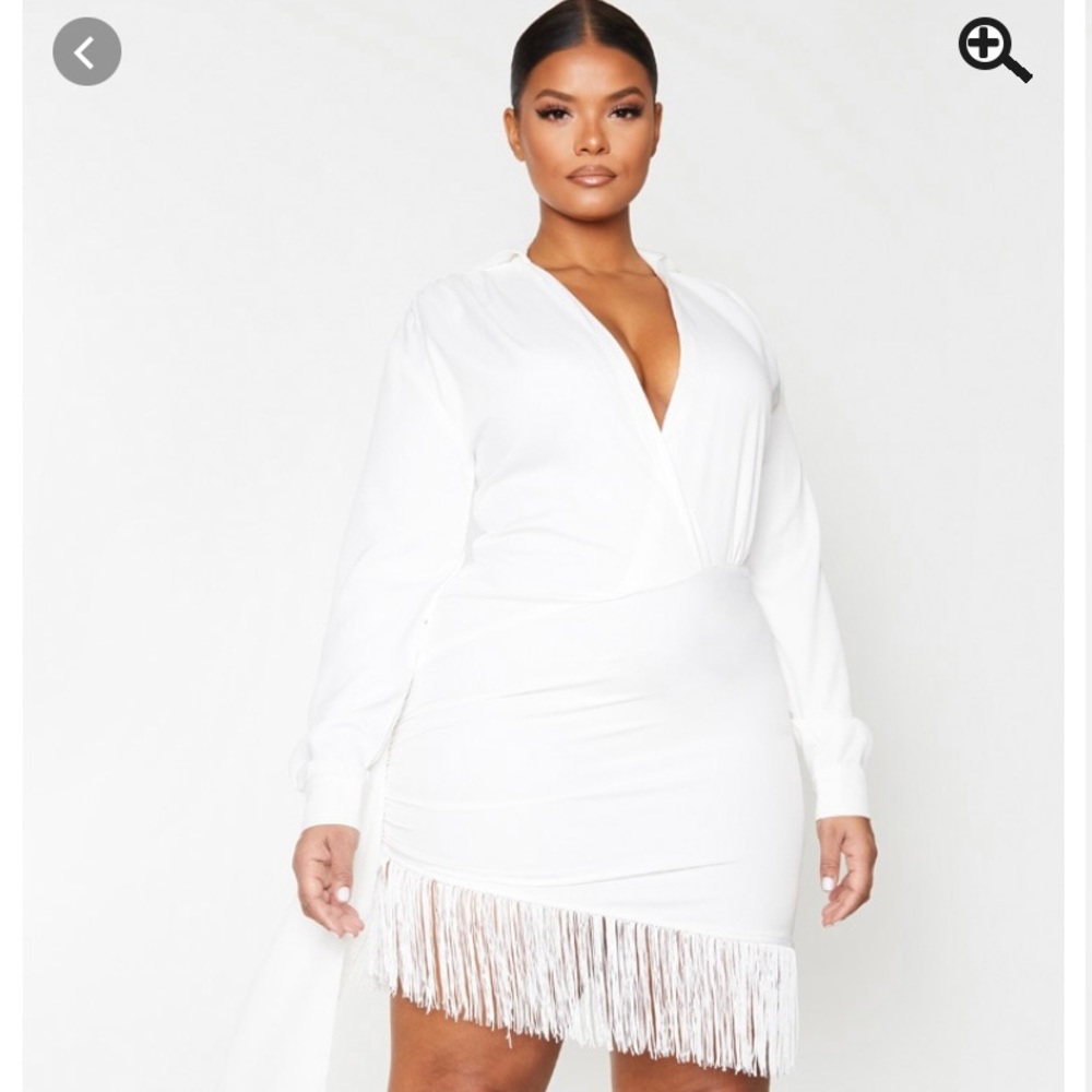 PRETTYLITTLETHING PLUS White Long Sleeve Tassel Hem Drape Detail Bodycon Dress